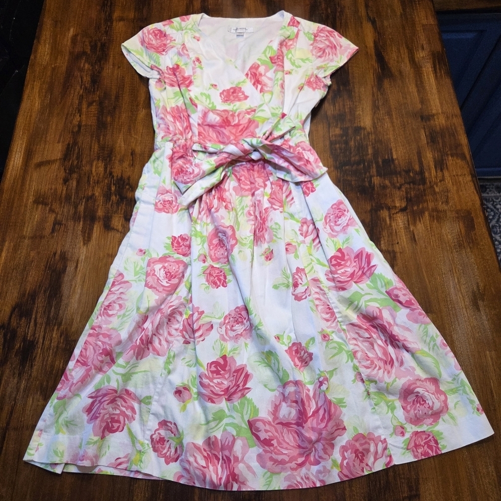 Isaac Mizrahi White Dress with Pink Floral Print Size 4